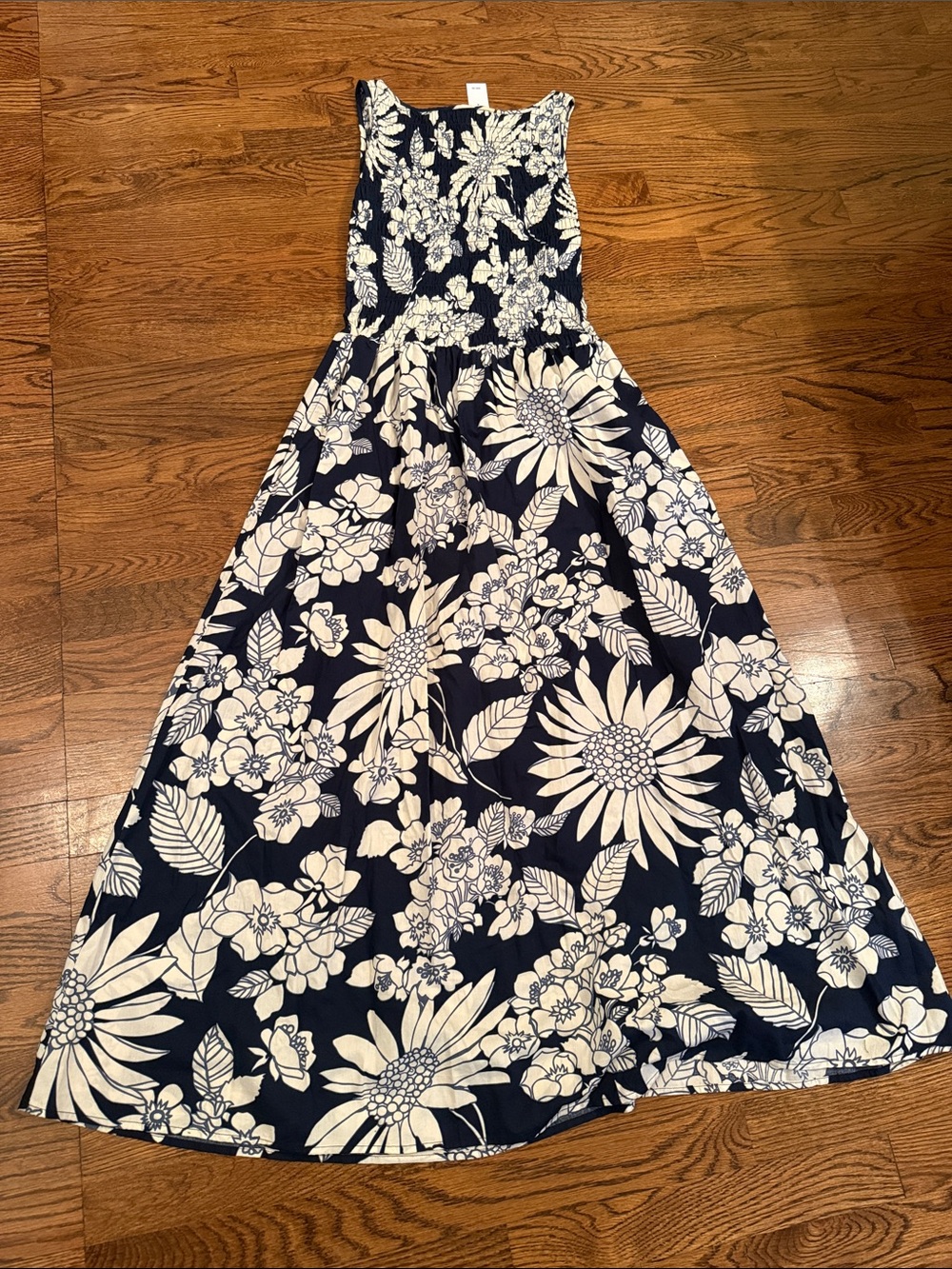 GAP Navy and White Floral Maxi Dress